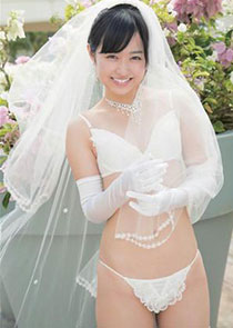 伊倉愛美ウェディングドレスと下着